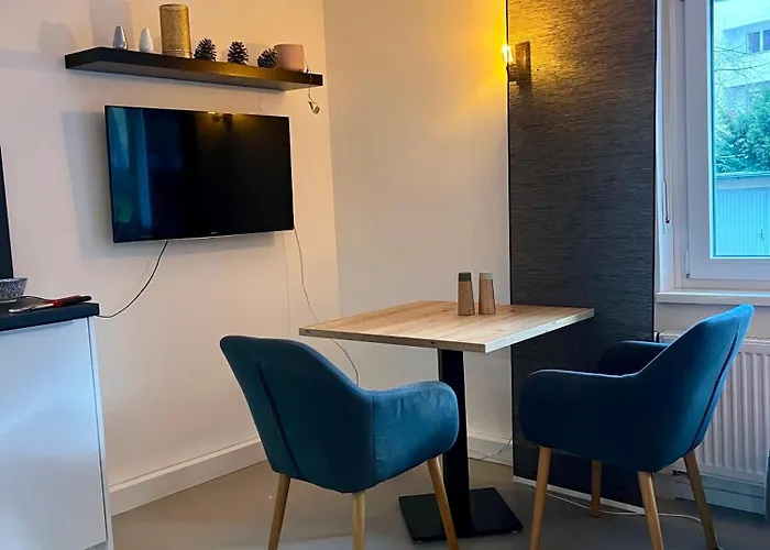 2-room With Terrace شقة